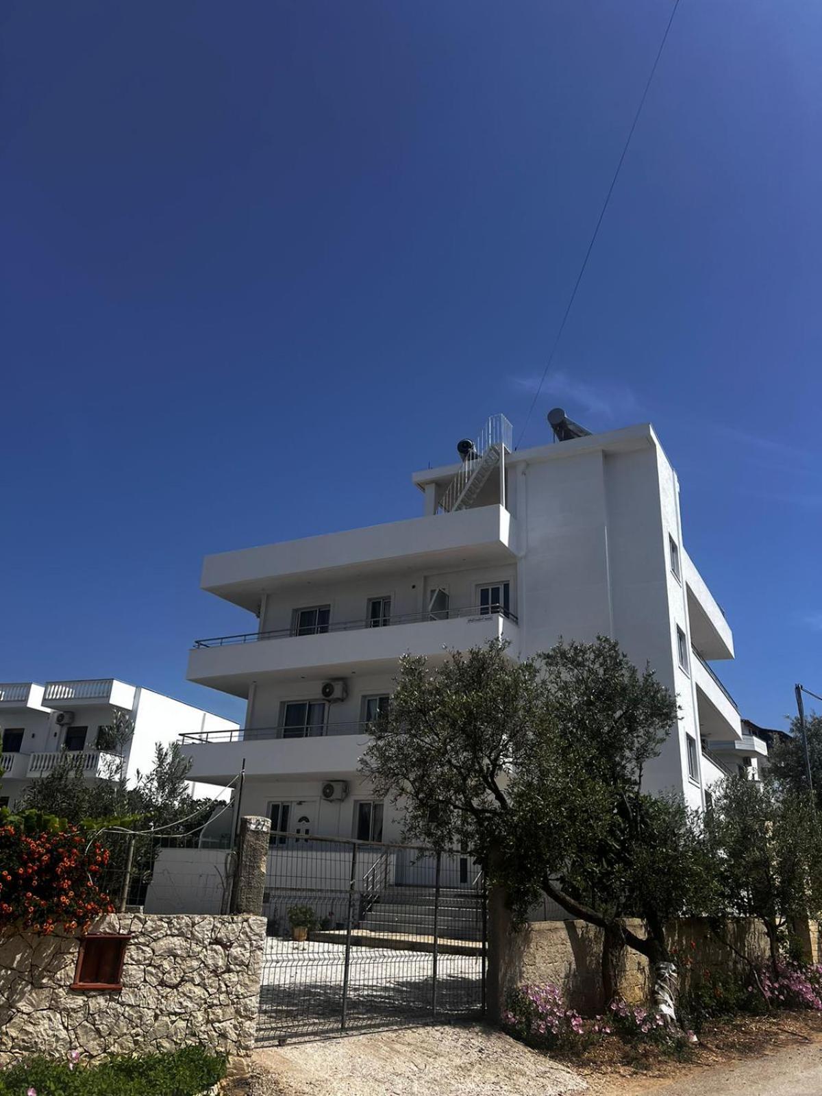 קסאמיל Near The Sea Apartments Nano מראה חיצוני תמונה