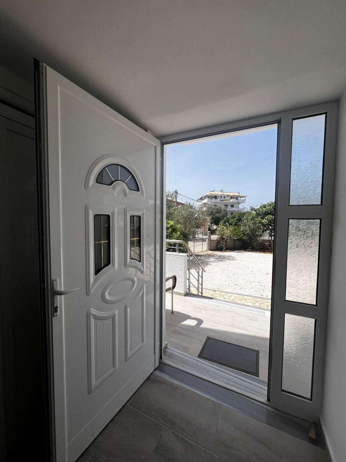 קסאמיל Near The Sea Apartments Nano מראה חיצוני תמונה