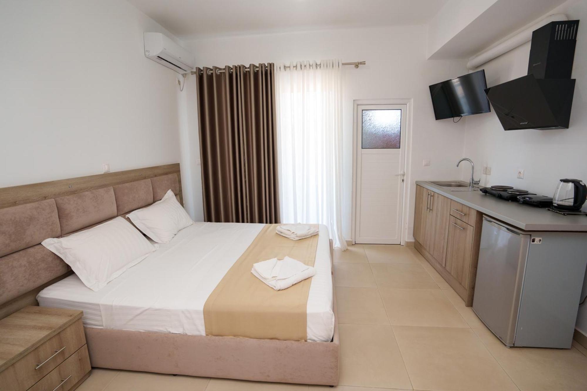 קסאמיל Near The Sea Apartments Nano מראה חיצוני תמונה