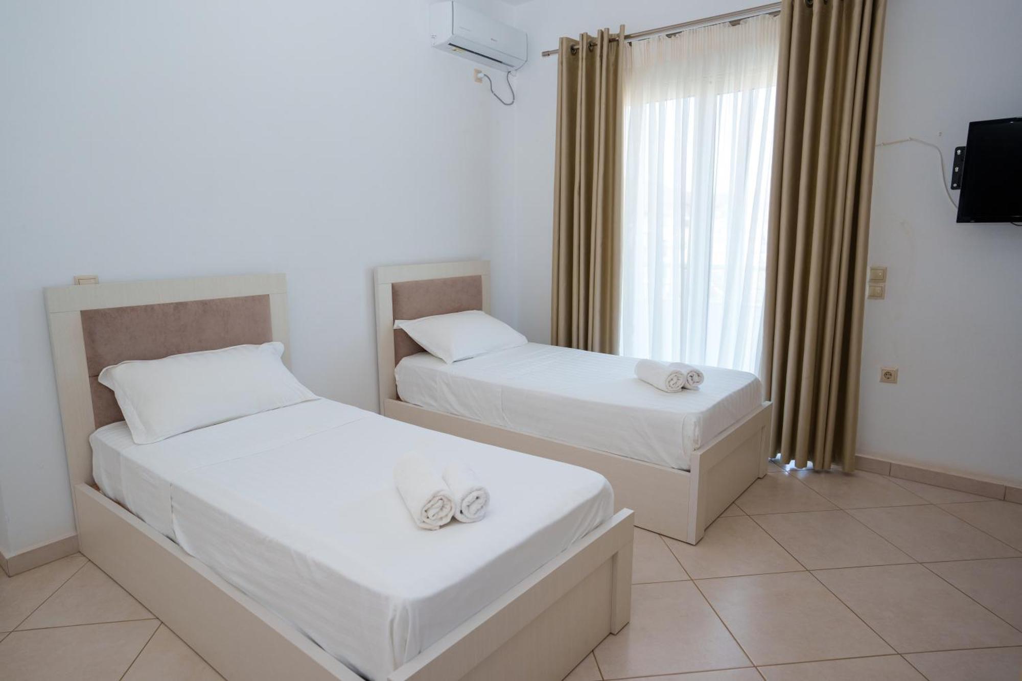 קסאמיל Near The Sea Apartments Nano מראה חיצוני תמונה